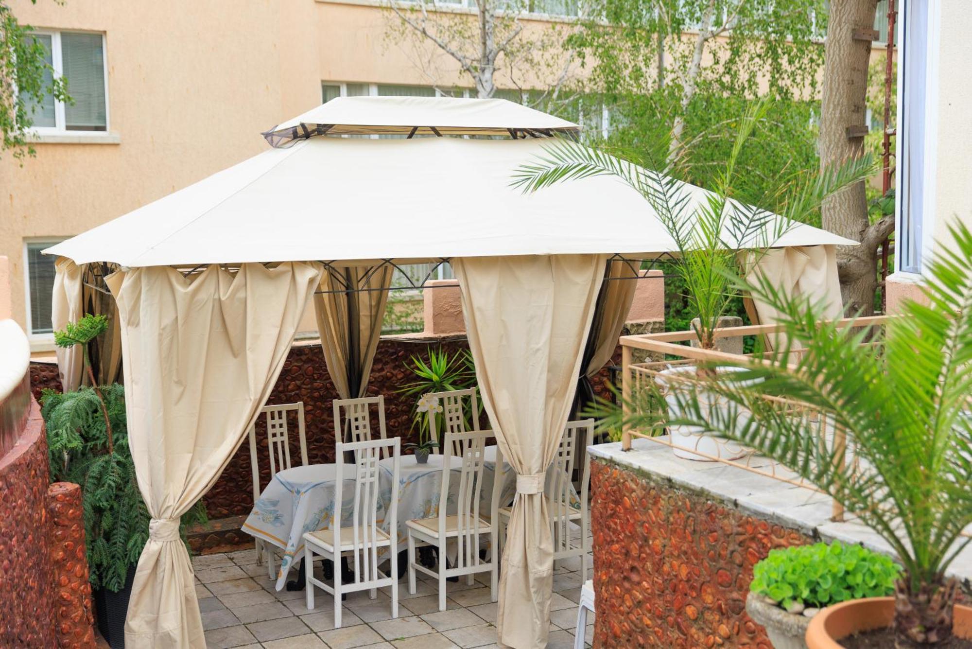 Hotel Angy غولدن ساندز المظهر الخارجي الصورة