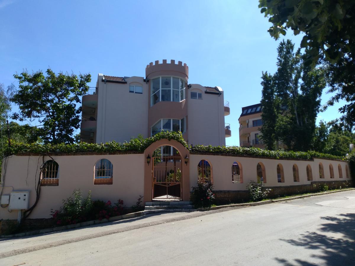 Hotel Angy غولدن ساندز المظهر الخارجي الصورة